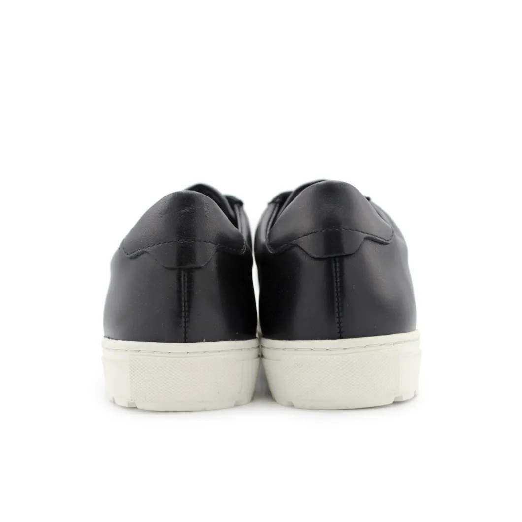 Zapatillas de piel negra
