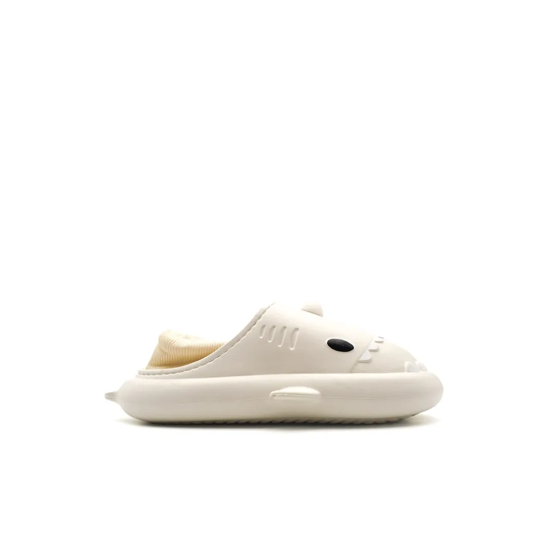Zapatillas tiburón beige