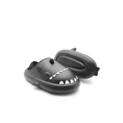 Zapatillas tiburón negras