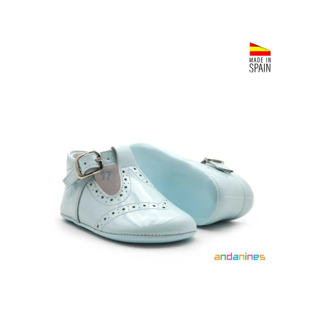 Zapato azul estilo pepito charol
