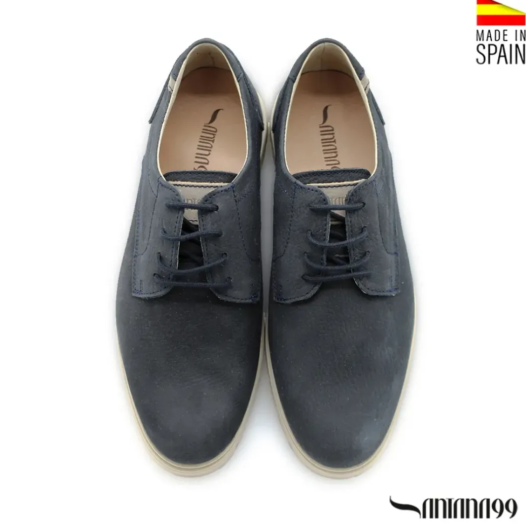 Zapato azul marino con cordones de piel nobuck