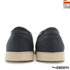 Zapato azul marino con cordones de piel nobuck