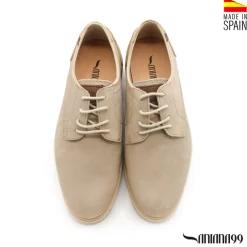 Zapato beige con cordones de piel nobuck