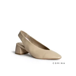Zapato beige punta clásico​
