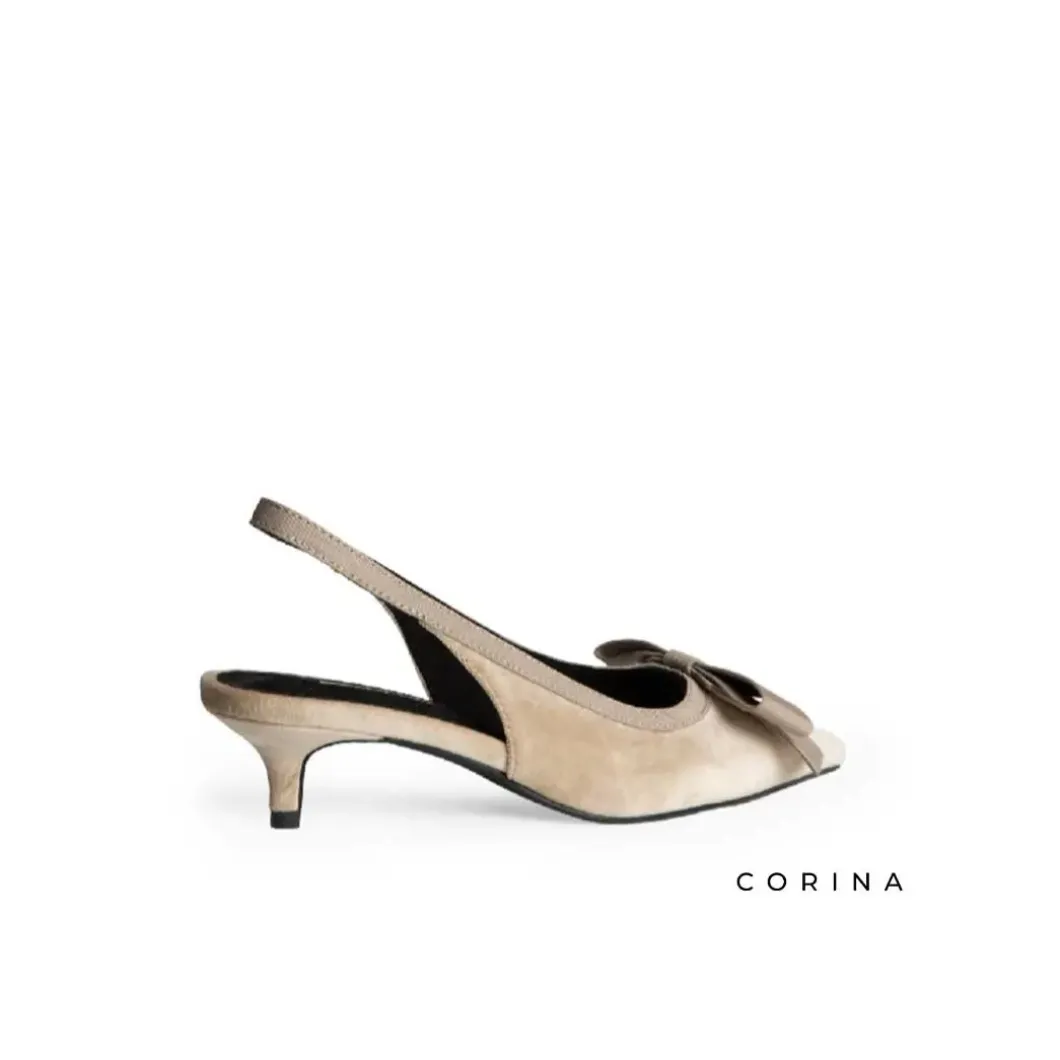 Zapato beige terciopelo tacón