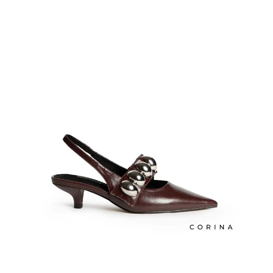 Zapato Corina burdeos tacón bajo