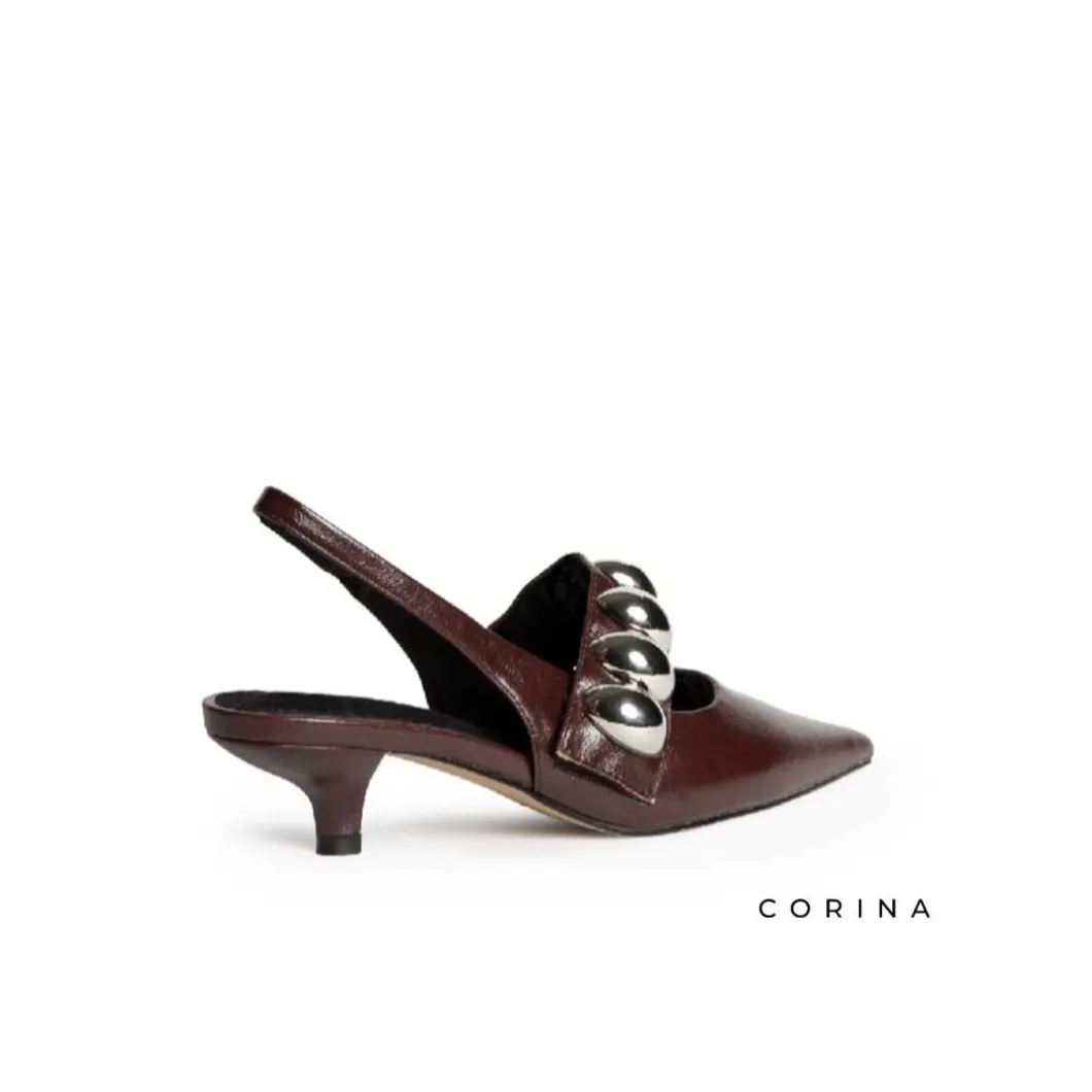 Zapato Corina burdeos tacón bajo