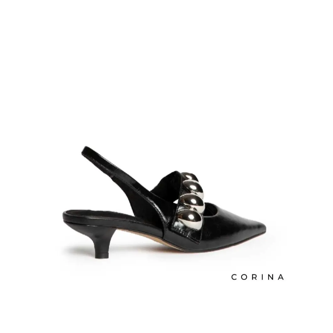 Zapato Corina negro tacón bajo