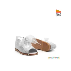 Zapato glitter plata abotinado