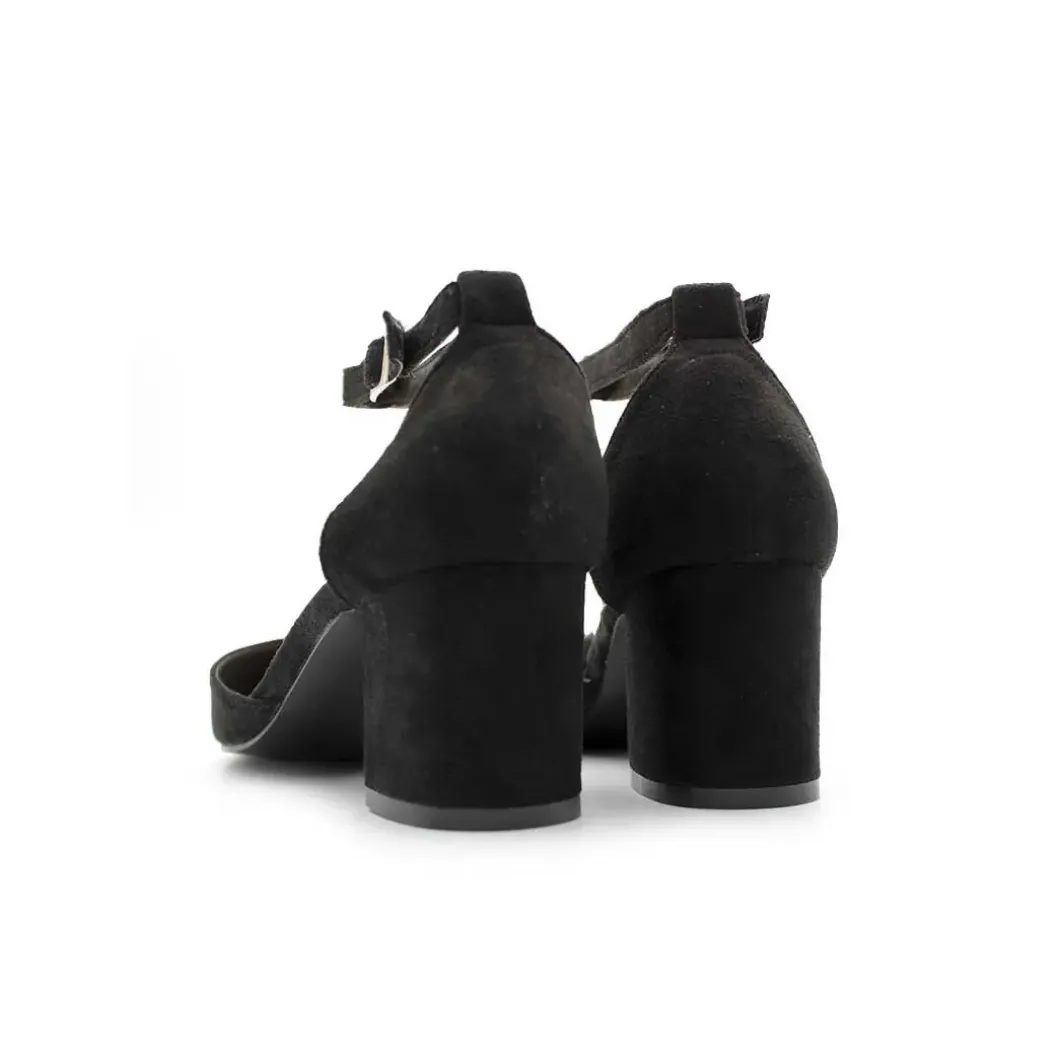 Zapato negro cómodo tacon medio