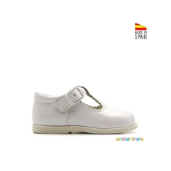 Zapato pepito charol blanco