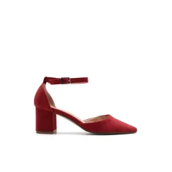 Zapato rojo cómodo tacon medio