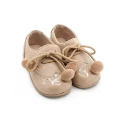 Zapato tassel charol arena
