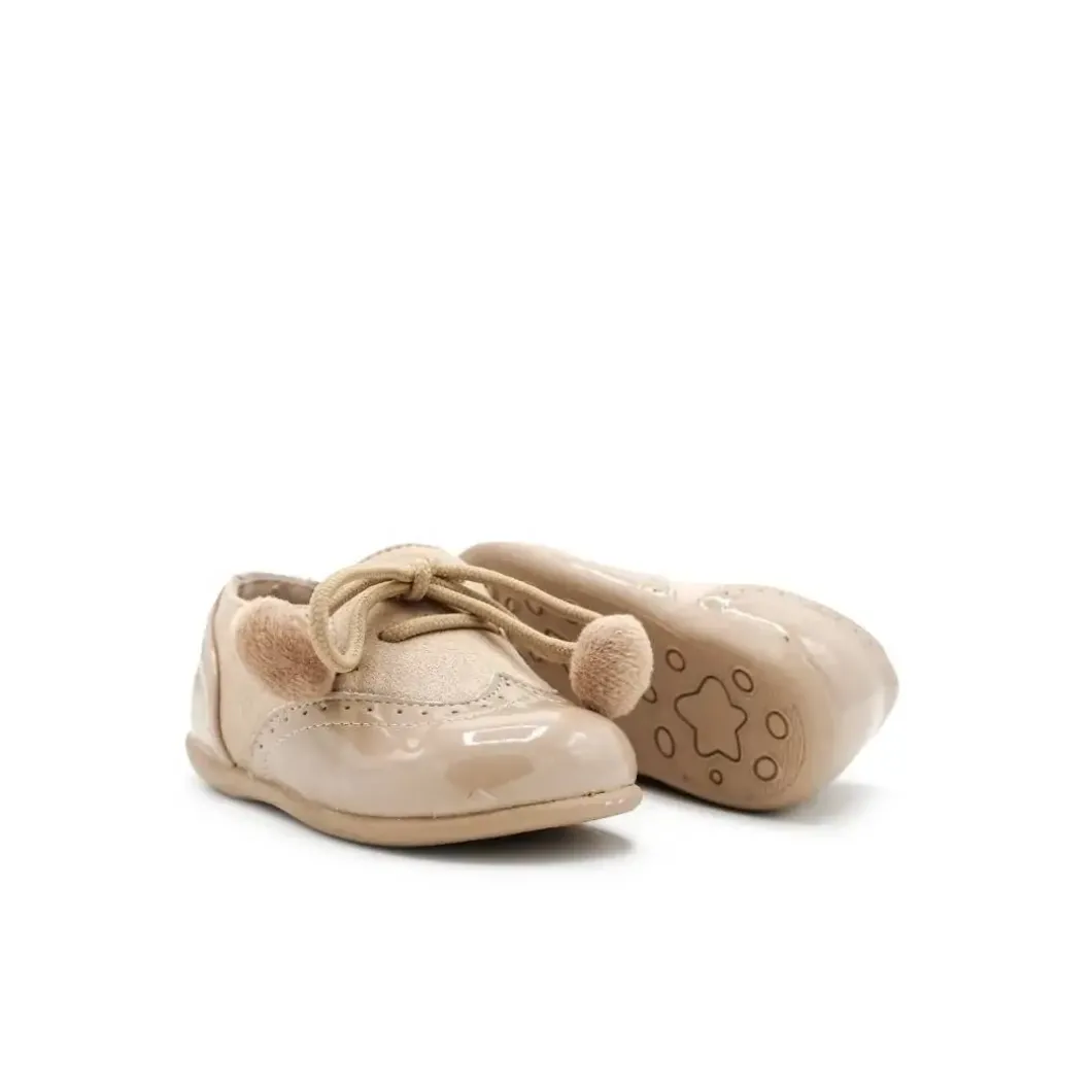 Zapato tassel charol arena