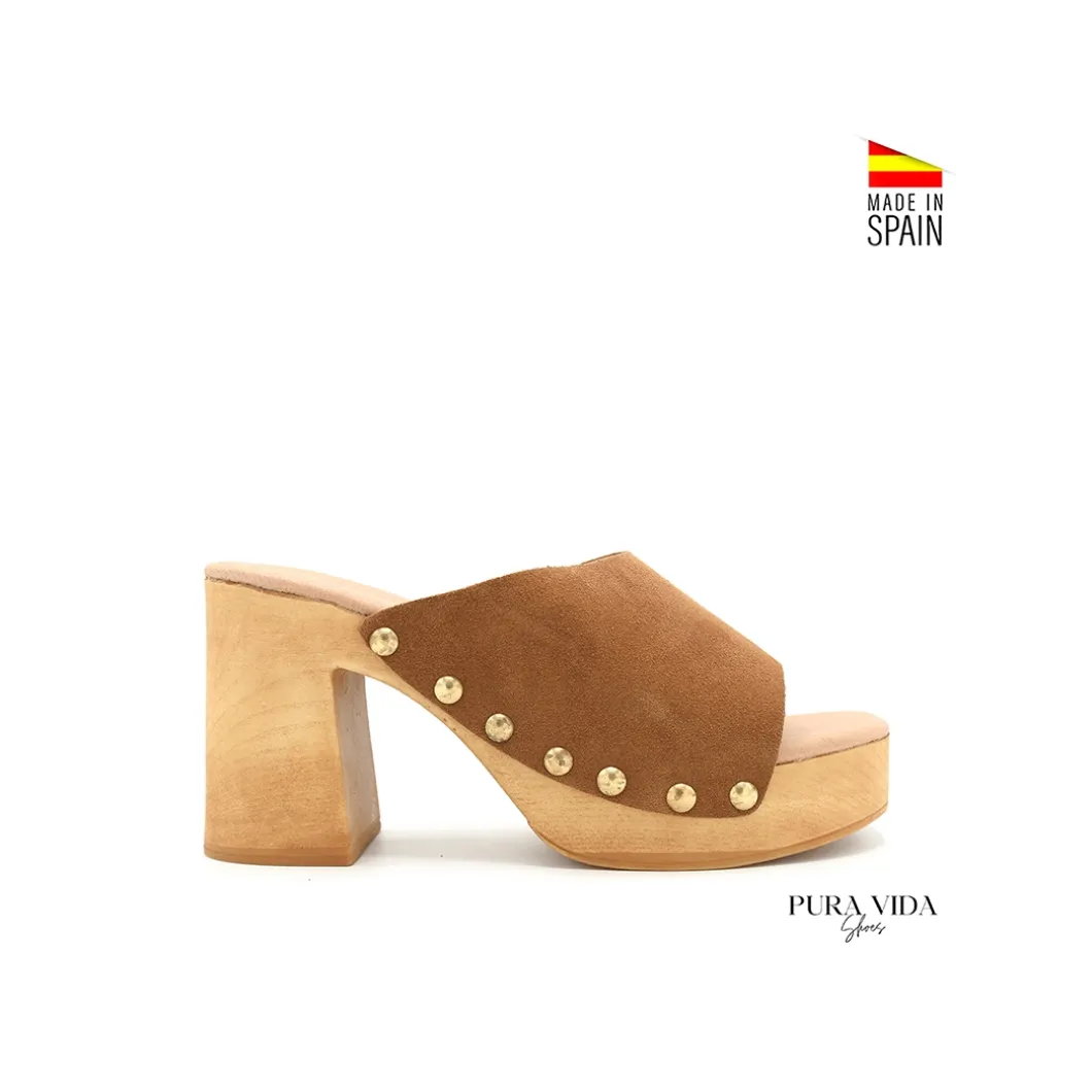 Zueco abierto camel serraje