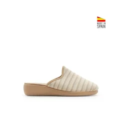 Zueco de casa verano beige con cuña