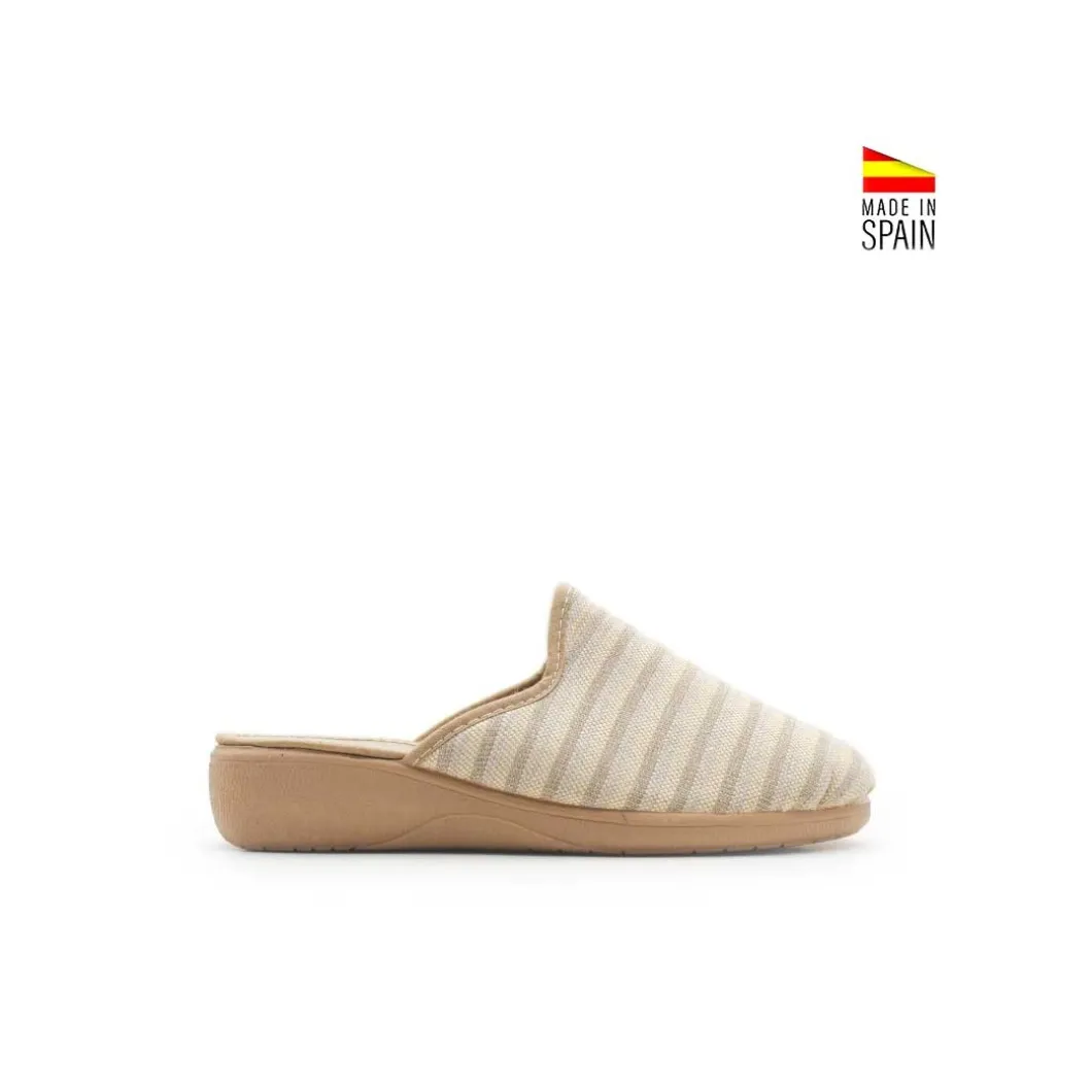 Zueco de casa verano beige con cuña
