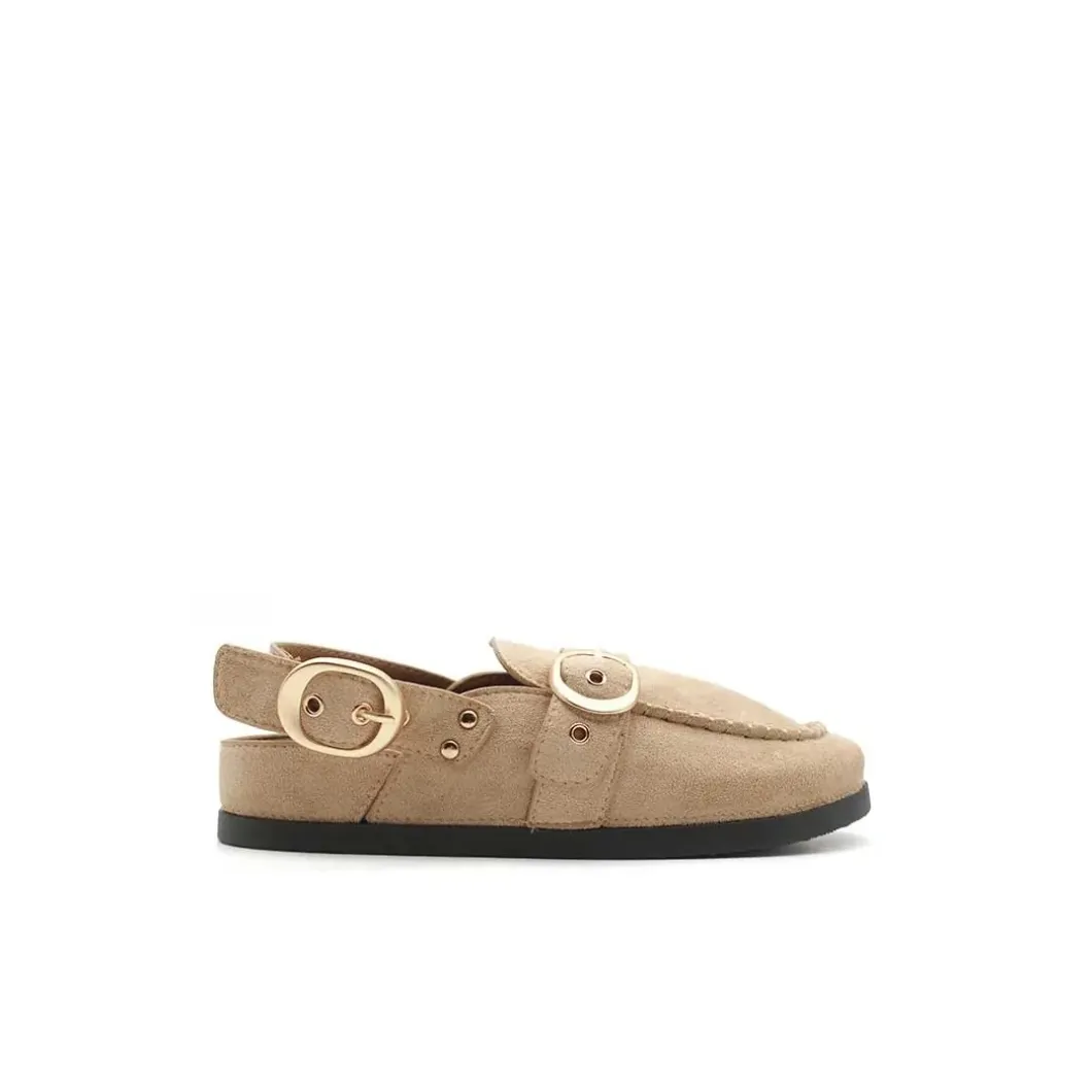 Zueco mocasín beige